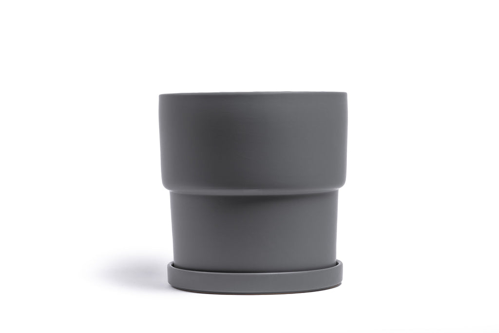 4.5" Calyx Pot with Water Saucer