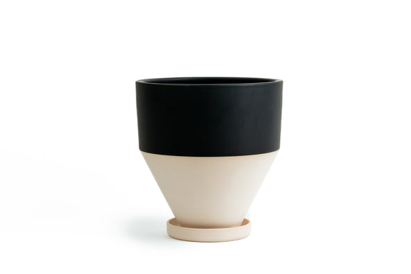 *SALE* 8.5" Jouet Pot with Water Saucer $20.00