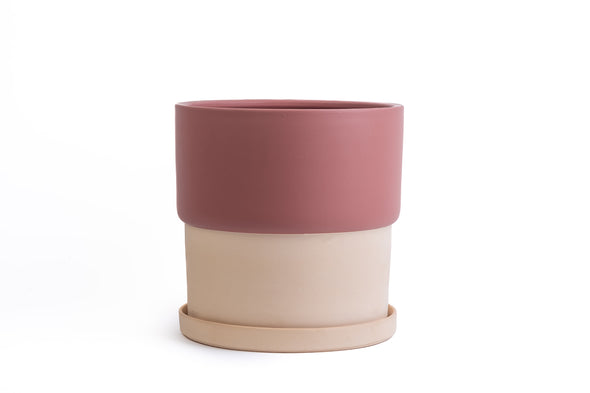 *SALE* 8.5" Calyx Pot with Water Saucer $20